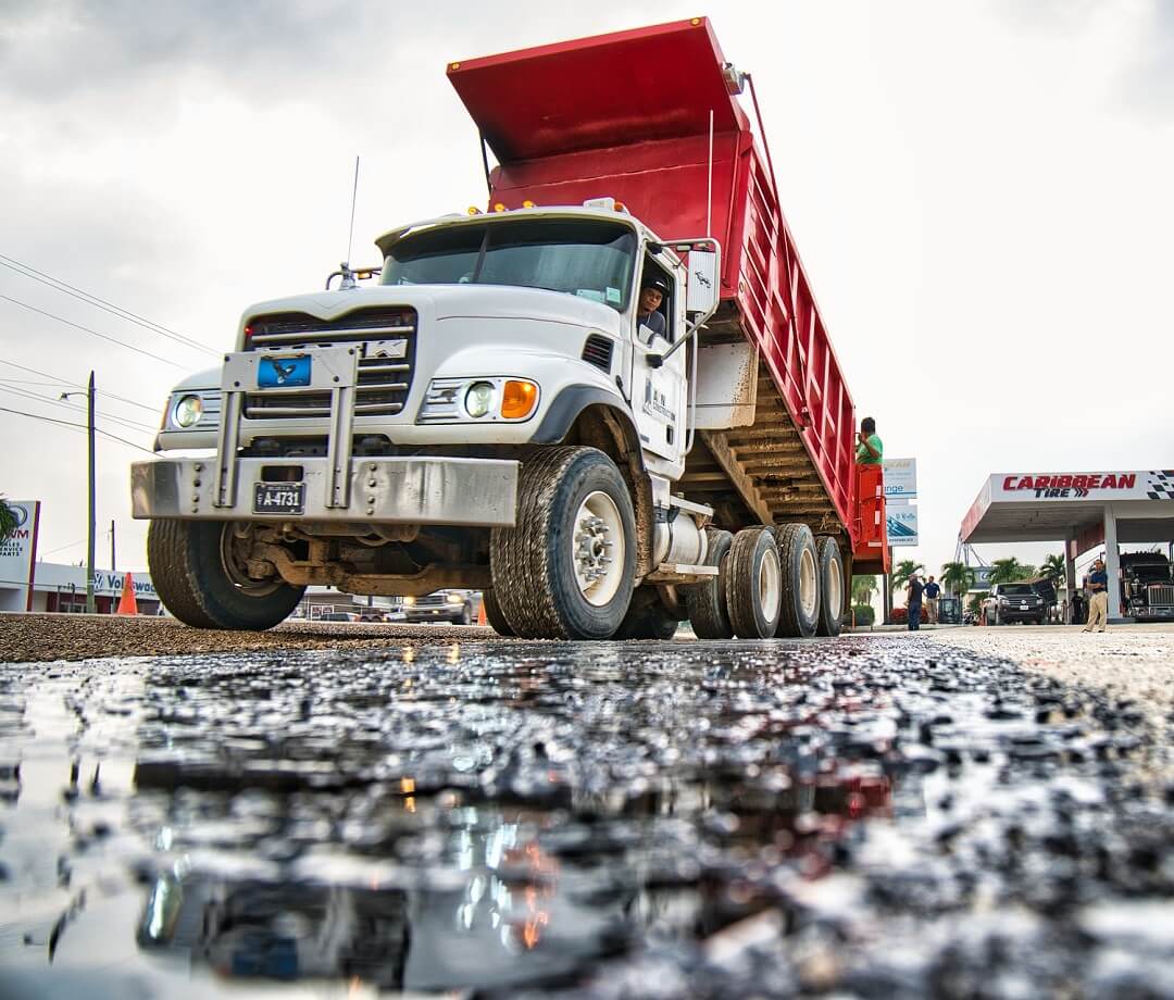 Dump Truck: Cara Kerja, Jenis, dan Kelebihannya | Cermati Protect